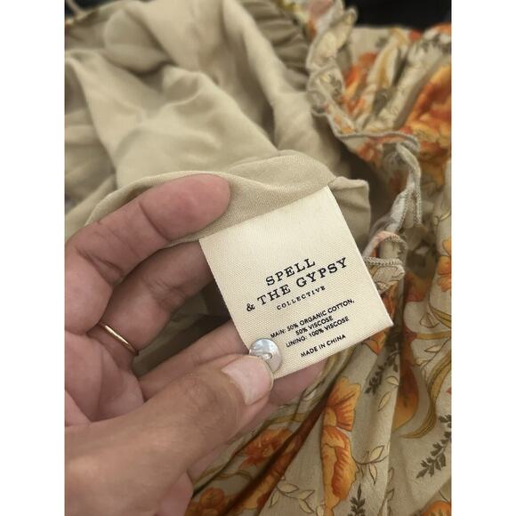 Spell and the Gypsy Collective Seashell Romper Size XS - Picture 12 of 14